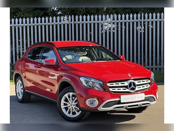 Used Mercedes-Benz GLA 2018 for sale - 77640125: Photo