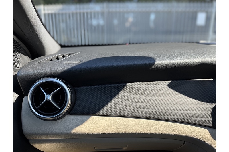 Used Mercedes-Benz GLA 2018 for sale - 77640125: Photo 26