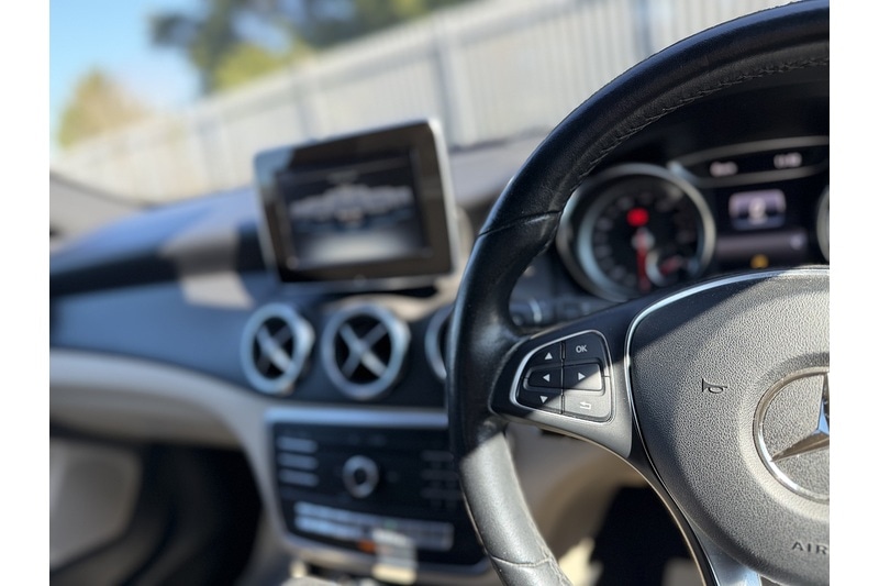 Used Mercedes-Benz GLA 2018 for sale - 77640125: Photo 30