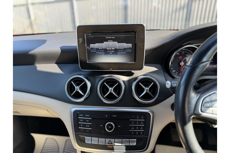 Used Mercedes-Benz GLA 2018 for sale - 77640125: Photo 37