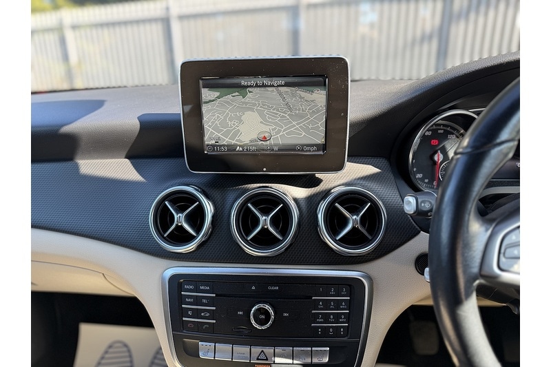 Used Mercedes-Benz GLA 2018 for sale - 77640125: Photo 40