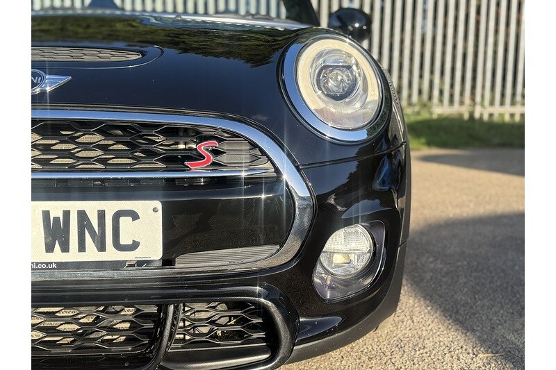 Used MINI Convertible 2016 for sale - 76320276: Photo 10