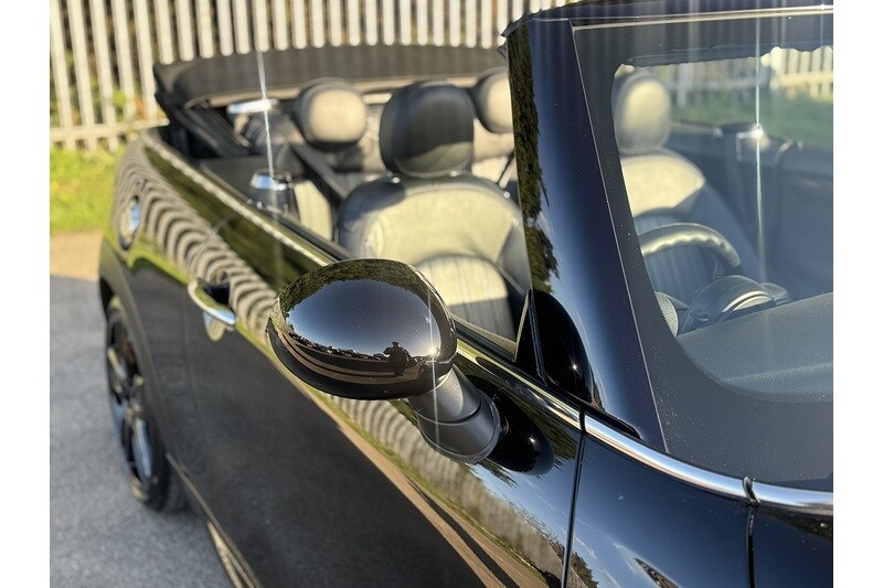 Used MINI Convertible 2016 for sale - 76320276: Photo 14