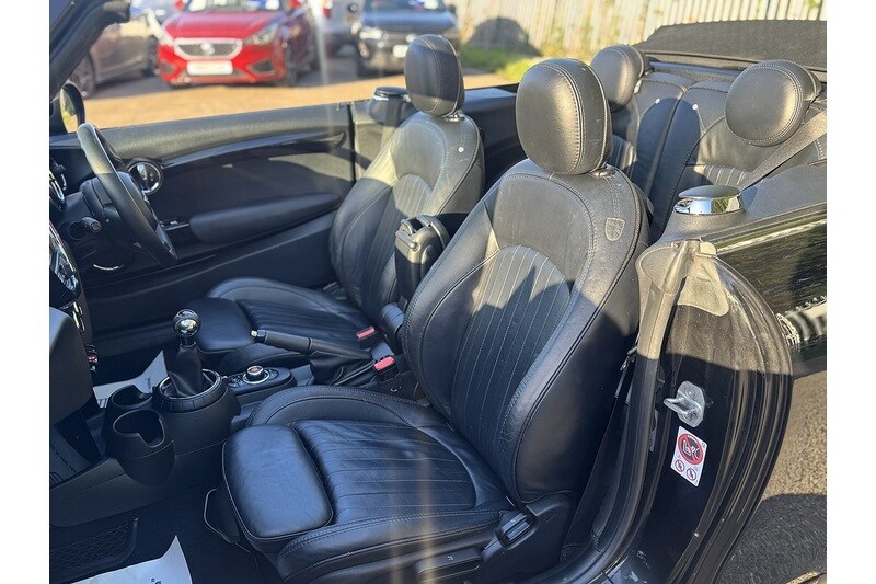 Used MINI Convertible 2016 for sale - 76320276: Photo 20