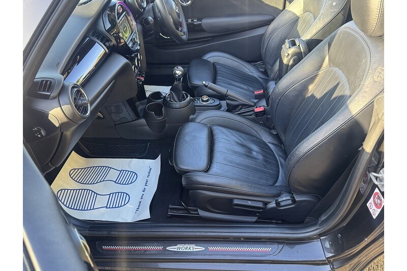 Used MINI Convertible 2016 for sale - 76320276: Photo 21