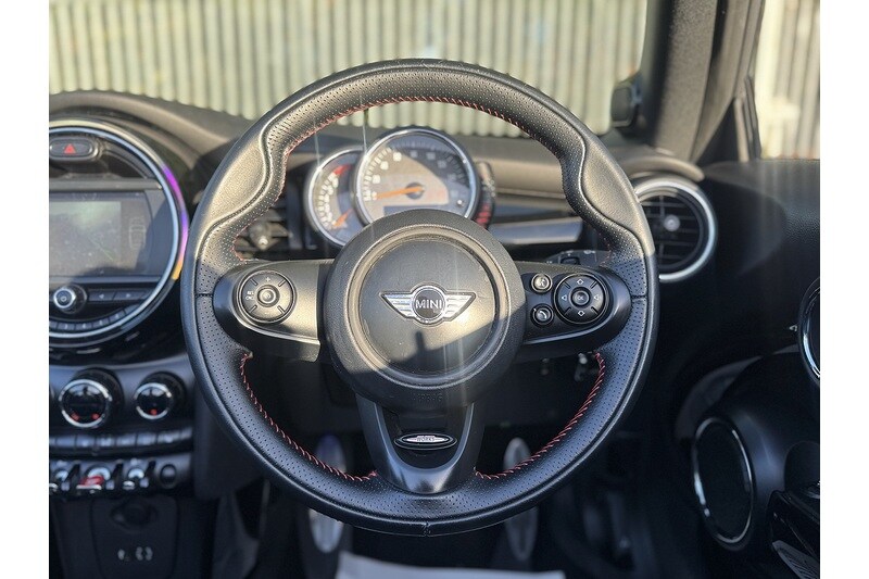 Used MINI Convertible 2016 for sale - 76320276: Photo 25