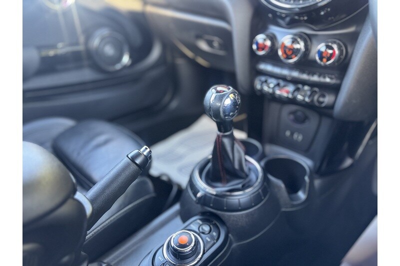 Used MINI Convertible 2016 for sale - 76320276: Photo 39