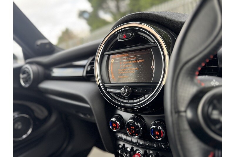 Used MINI Convertible 2016 for sale - 76320276: Photo 43