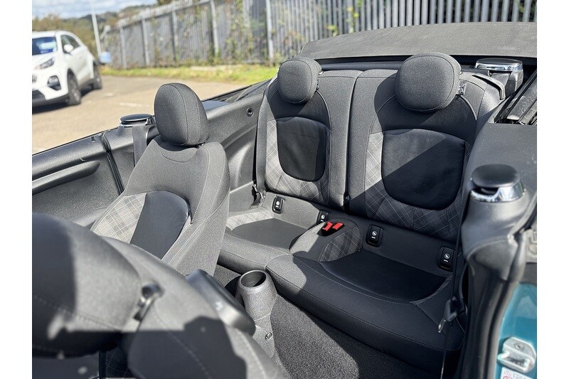 Used MINI Convertible 2018 for sale - 75745006: Photo 23