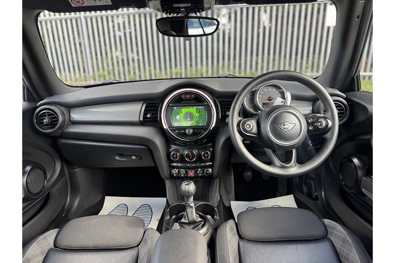 Used MINI Convertible 2018 for sale - 75745006: Photo 27