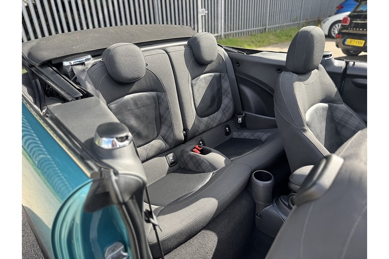 Used MINI Convertible 2018 for sale - 75745006: Photo 28