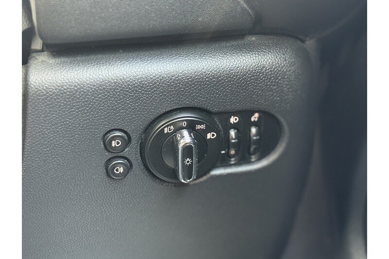 Used MINI Convertible 2018 for sale - 75745006: Photo 36