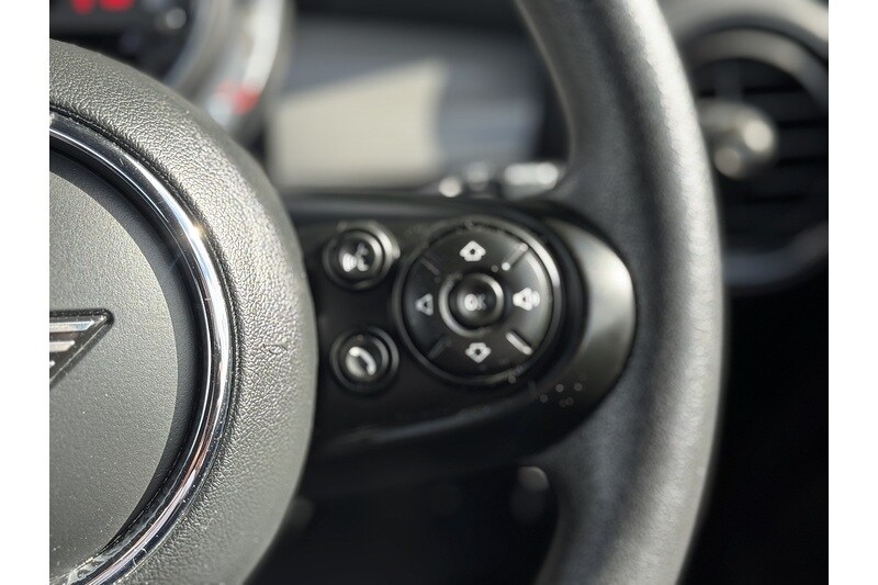 Used MINI Convertible 2018 for sale - 75745006: Photo 38