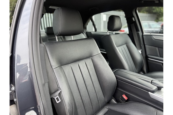 Used Mercedes-Benz E Class 2015 for sale - 75215732: Photo 23