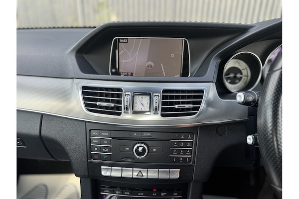 Used Mercedes-Benz E Class 2015 for sale - 75215732: Photo 33