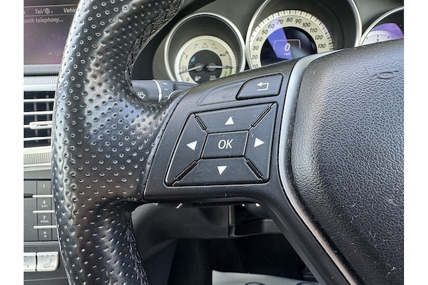 Used Mercedes-Benz E Class 2015 for sale - 75215732: Photo 41