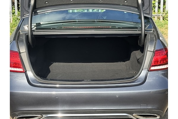 Used Mercedes-Benz E Class 2015 for sale - 75215732: Photo 43