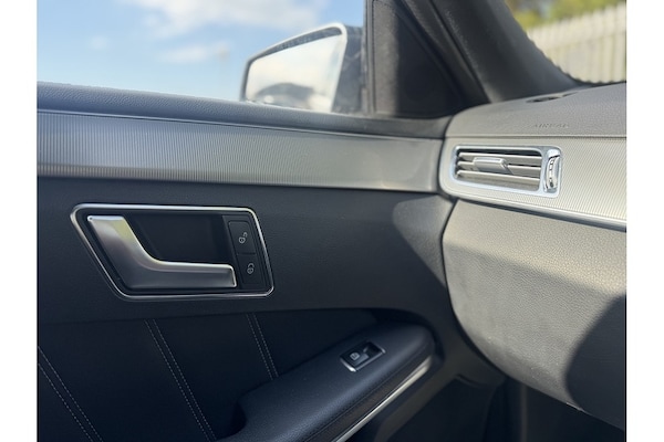 Used Mercedes-Benz E Class 2015 for sale - 75215732: Photo 44