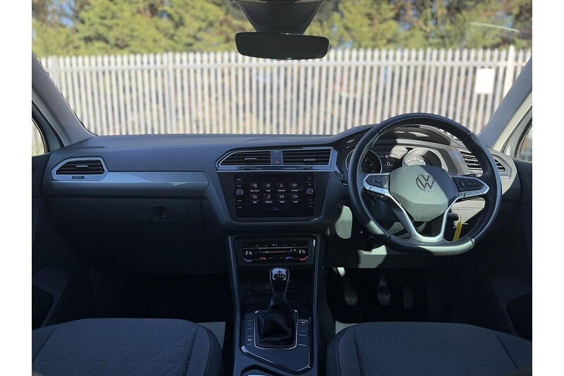 Used Volkswagen Tiguan 2021 for sale - 77655800: Photo 24