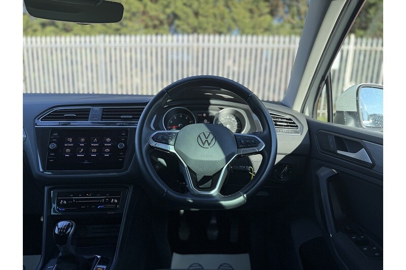 Used Volkswagen Tiguan 2021 for sale - 77655800: Photo 29