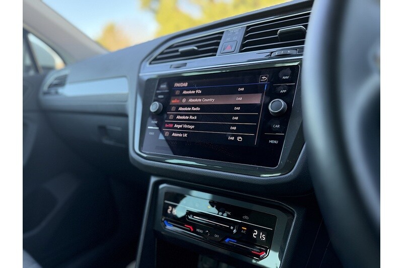 Used Volkswagen Tiguan 2021 for sale - 77655800: Photo 46