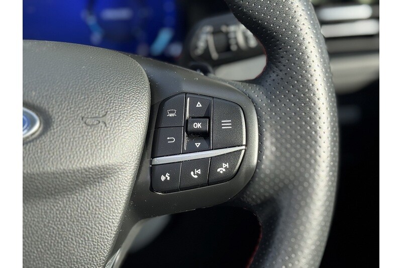 Used Ford Kuga 2021 for sale - 76280485: Photo 40