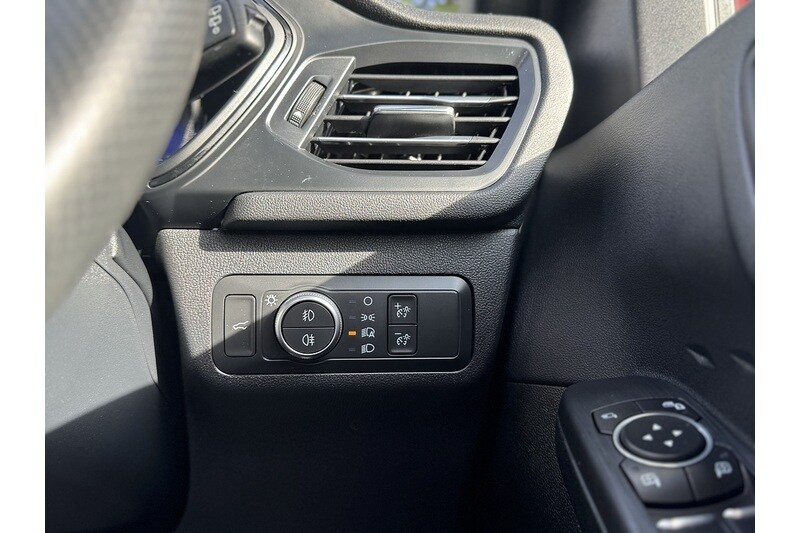 Used Ford Kuga 2021 for sale - 76280485: Photo 42