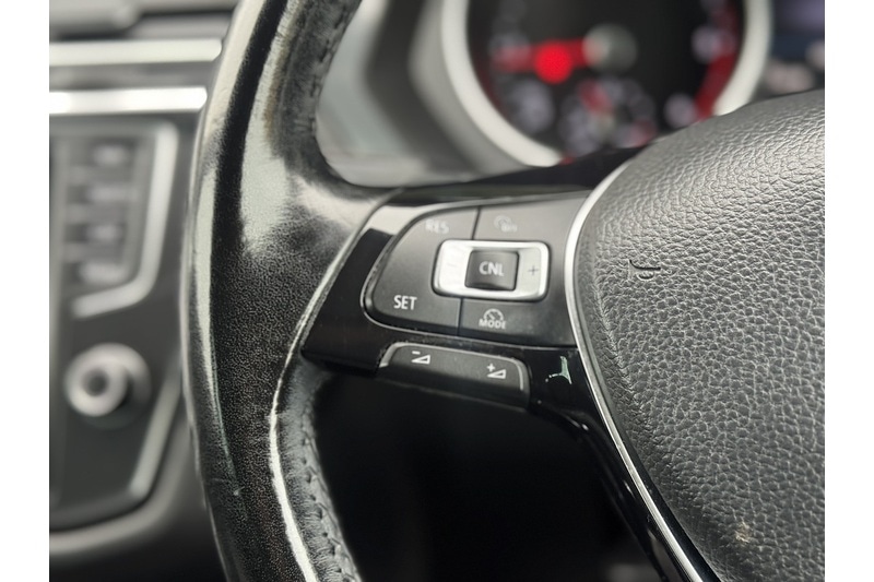 Used Volkswagen Tiguan 2017 for sale - 75516470: Photo 38