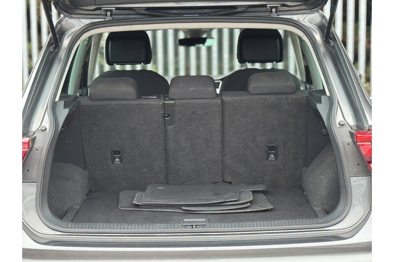 Used Volkswagen Tiguan 2017 for sale - 75516470: Photo 50