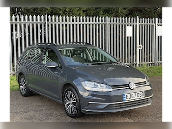Used Volkswagen Golf 2018 for sale - 76792971: Photo