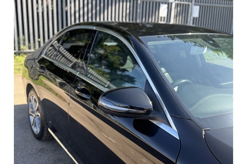 Used Mercedes-Benz C Class 2018 for sale - 76392250: Photo 12