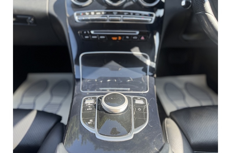 Used Mercedes-Benz C Class 2018 for sale - 76392250: Photo 30
