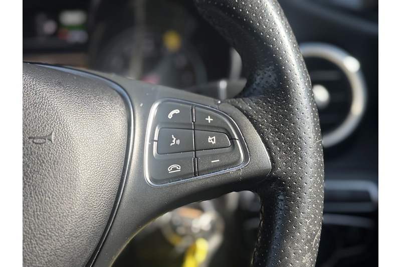 Used Mercedes-Benz C Class 2018 for sale - 76392250: Photo 37