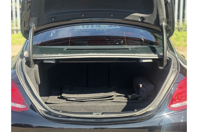 Used Mercedes-Benz C Class 2018 for sale - 76392250: Photo 48