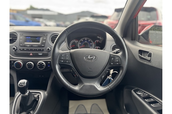 Used Hyundai i10 2018 for sale - 75261492: Photo 24