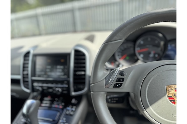 Used Porsche Cayenne 2013 for sale - 73909821: Photo 33
