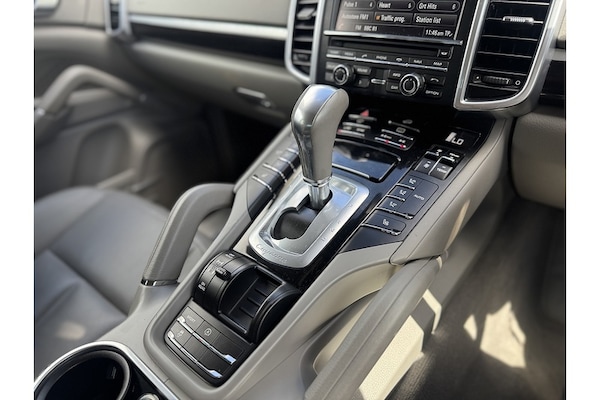 Used Porsche Cayenne 2013 for sale - 73909821: Photo 36