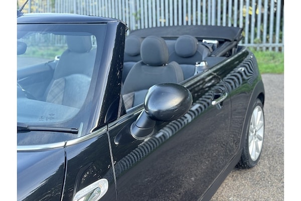 Used MINI Convertible 2017 for sale - 76280486: Photo 13