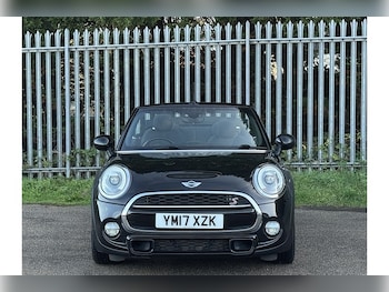 Used MINI Convertible 2017 for sale - 76280486: Photo 3
