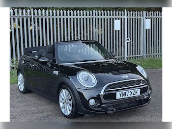 Used MINI Convertible 2017 for sale - 76280486: Photo 4