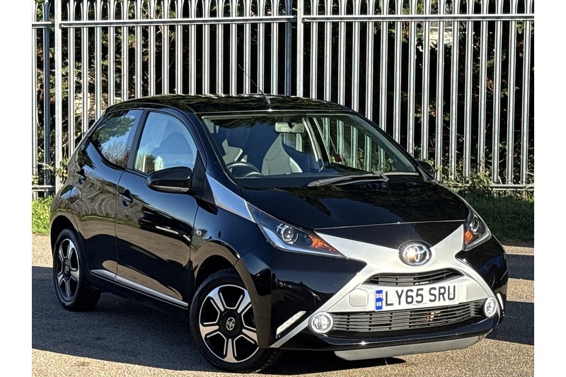 Used Toyota AYGO 2015 for sale - 76591238: Photo 1