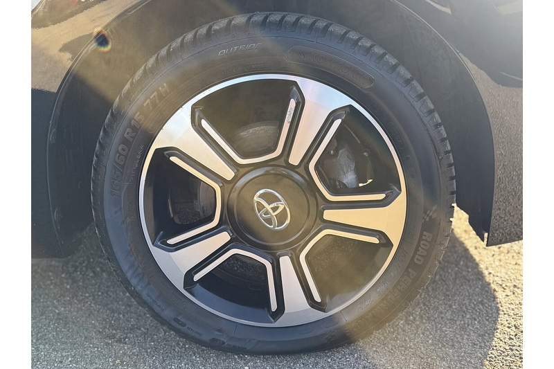 Used Toyota AYGO 2015 for sale - 76591238: Photo 15