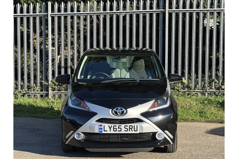 Used Toyota AYGO 2015 for sale - 76591238: Photo 3