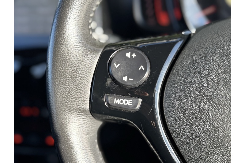 Used Toyota AYGO 2015 for sale - 76591238: Photo 35