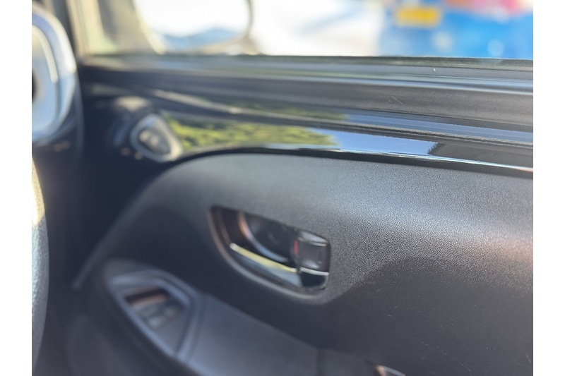 Used Toyota AYGO 2015 for sale - 76591238: Photo 37