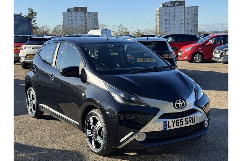 Used Toyota AYGO 2015 for sale - 76591238: Photo 45