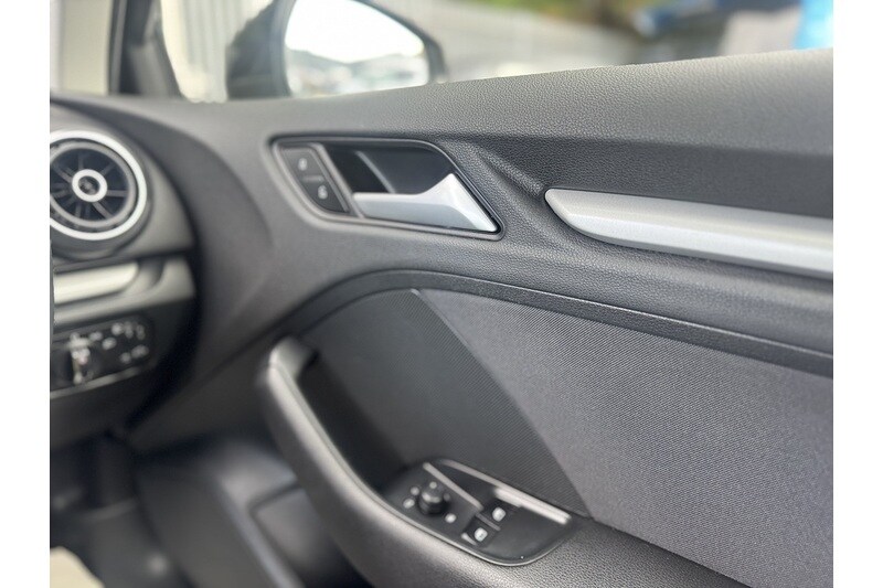 Used Audi A3 2016 for sale - 76346098: Photo 32