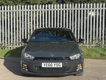 Used Volkswagen Scirocco 2016 for sale - 78710461: Photo