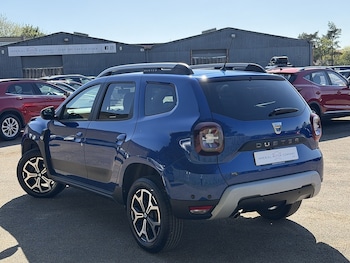 Used Dacia Duster 2020 for sale - 78710644: Photo