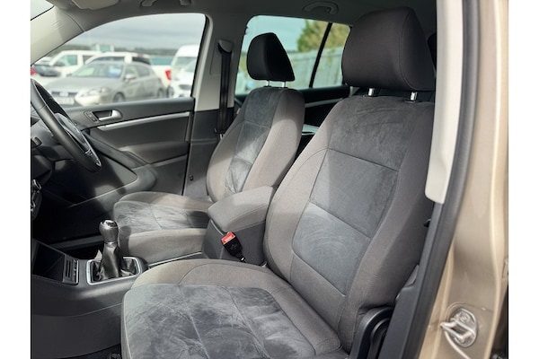 Used Volkswagen Tiguan 2014 for sale - 76210954: Photo 28